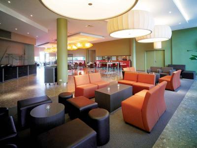 Ibis Glen Waverley