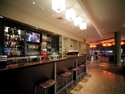 Ibis Glen Waverley