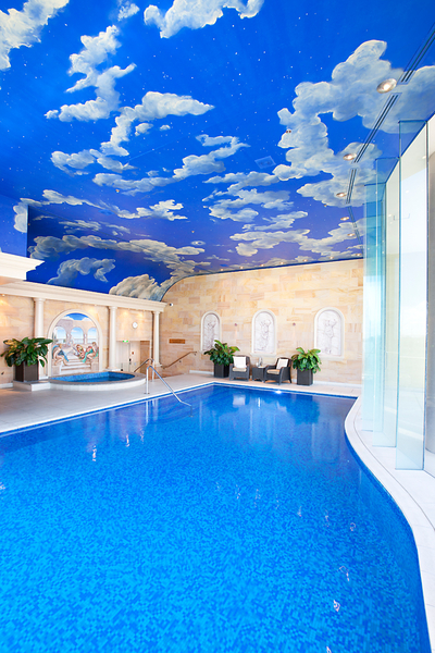 Quay West Suites Auckland Havuz görünümü