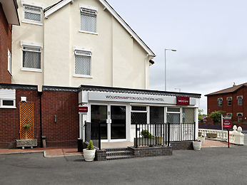 Buitenaanzicht Mercure Wolverhampton Goldthorn Hotel Buitenaanzicht