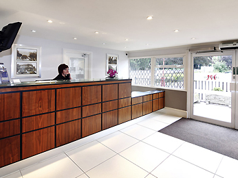 Buitenaanzicht Mercure Wolverhampton Goldthorn Hotel Buitenaanzicht