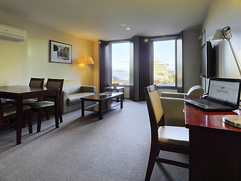 Mercure Hadleys Hobart Hotel