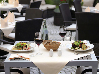 Mercure Hotel Atrium Hannover LobbyView