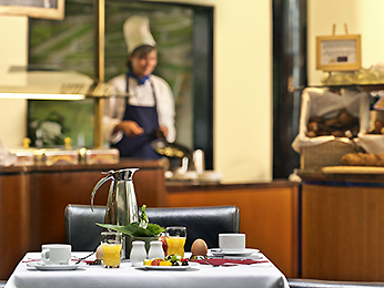 Mercure Hotel Atrium Hannover LobbyView