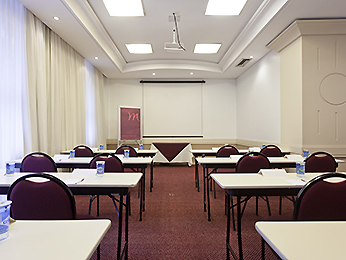 Mercure Apartments Curitiba Sete de Setembro 会议厅