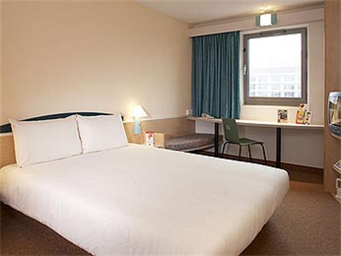 Ibis Lincoln