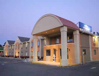 Howard Johnson Inn & Suites  Hotel