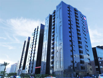 Ramada Hotel & Suites Ajman  Hotel