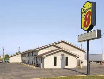 Super 8 Motel West  Hotel
