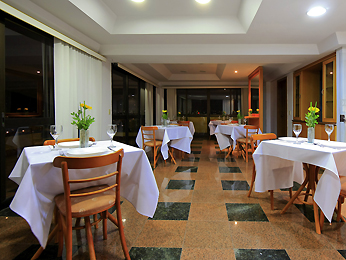 Mercure Apartments Porto Alegre Beverly Hills 餐饮设施