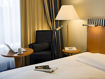 Novotel Dusseldorf Neuss Am Rosengarten