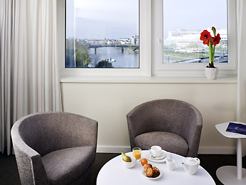 Novotel Nantes Centre Bord de Loire Huonenäkymä
