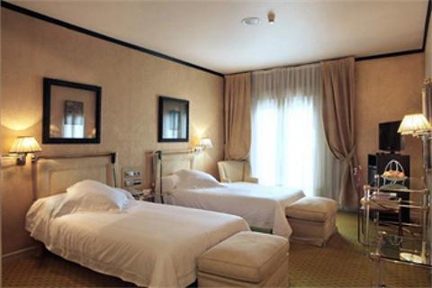 Mercure Madrid Santo Domingo