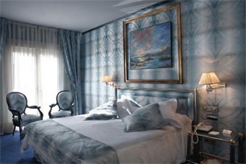 Room picture Mercure Madrid Santo Domingo Room picture