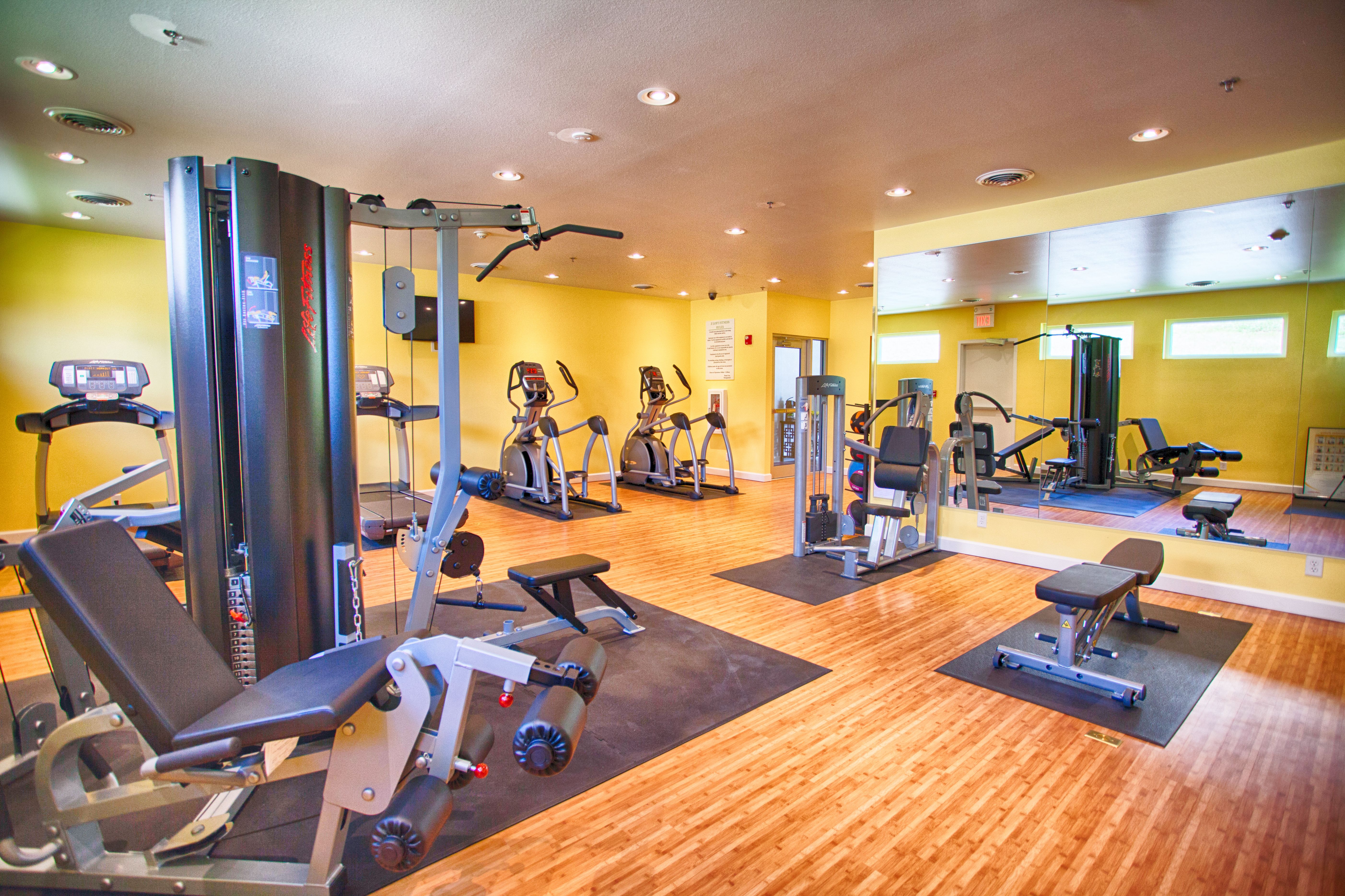 St. Robert Hotel Fitness Center Z Loft Extended Stay Hotel