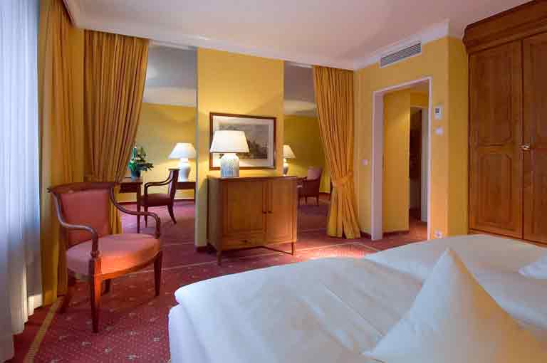 Krefeld casino royal