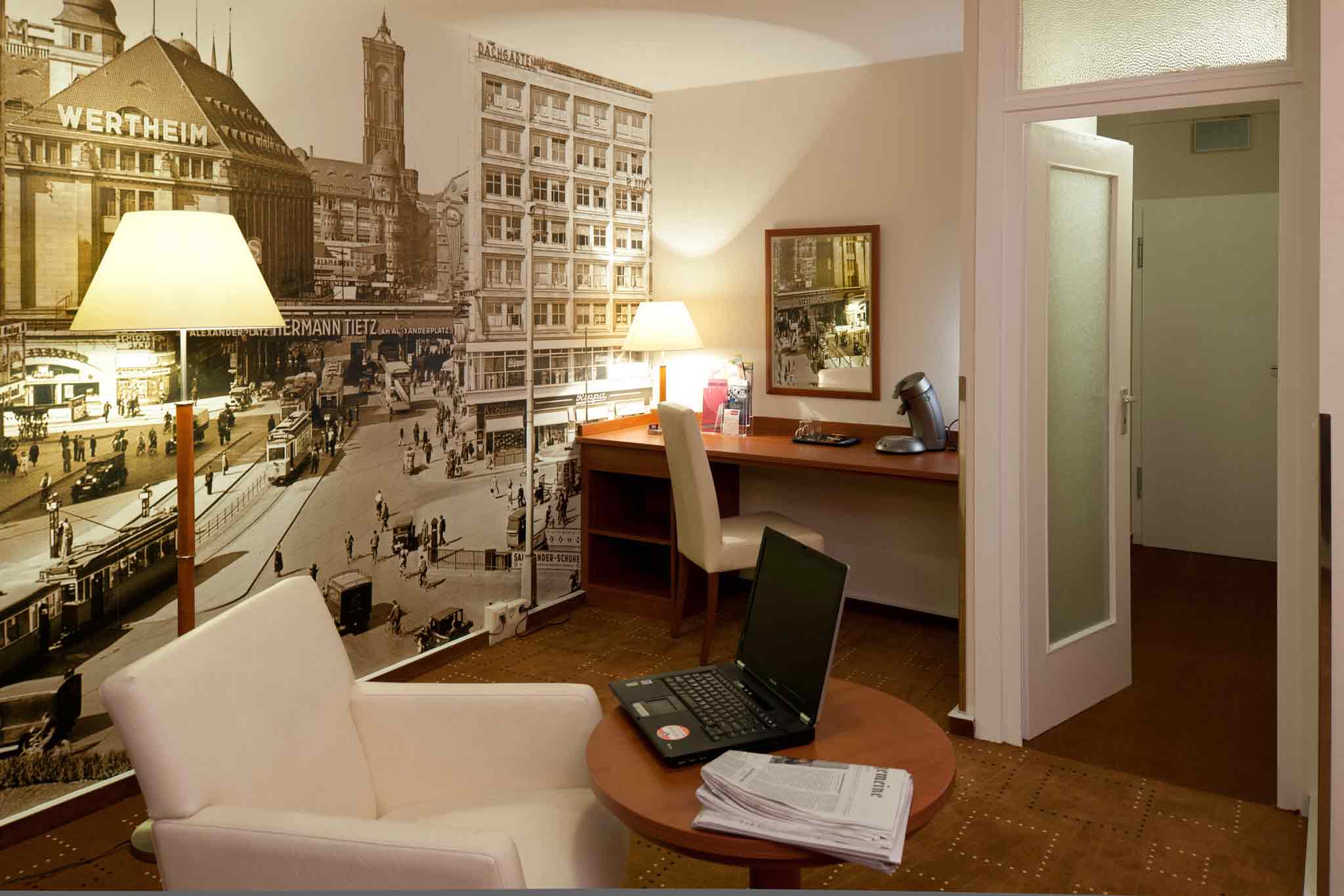 Mercure Hotel Berlin am Alexanderplatz Guestroom 2
