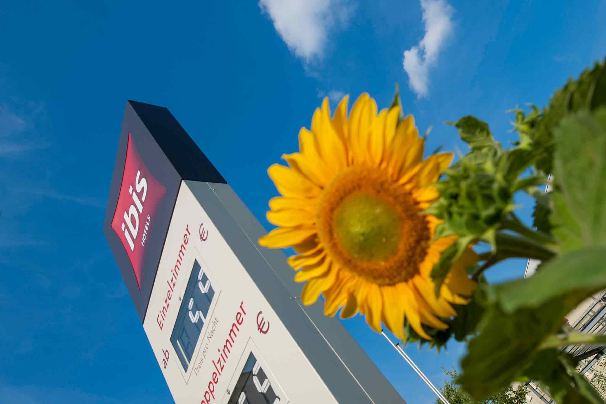 Ibis Hotel Berlin Dreilinden Kleinmachnow Exterior 2