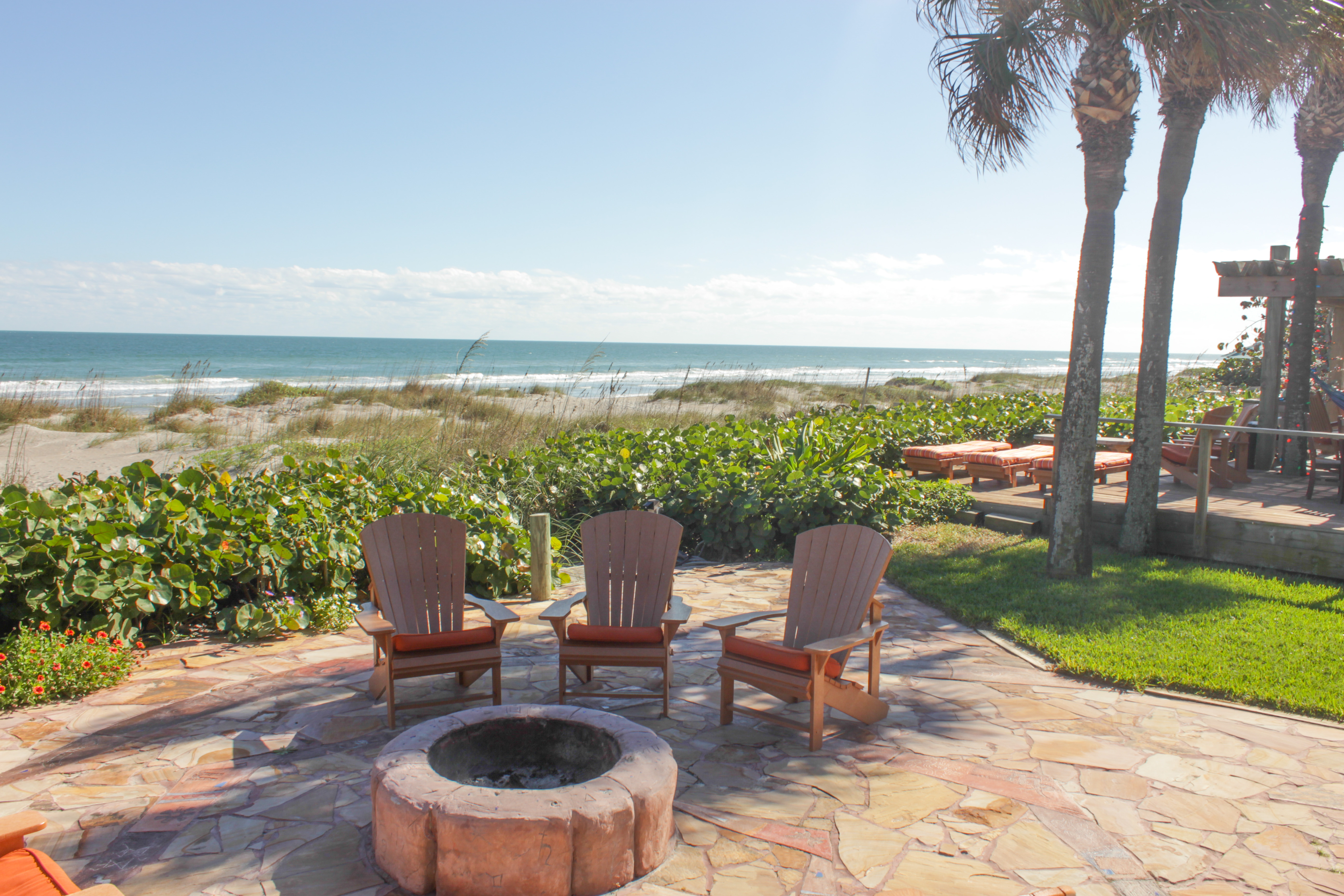 Cocoa Beachfront Hotel Beach Place Guesthouses