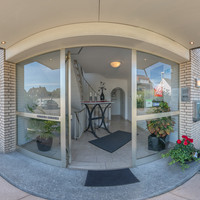 Ihr Hotel Kaarst: 360° Ansicht des Eingangs