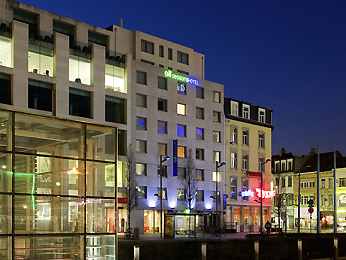 Buitenaanzicht ibis Styles Antwerpen City Center Buitenaanzicht