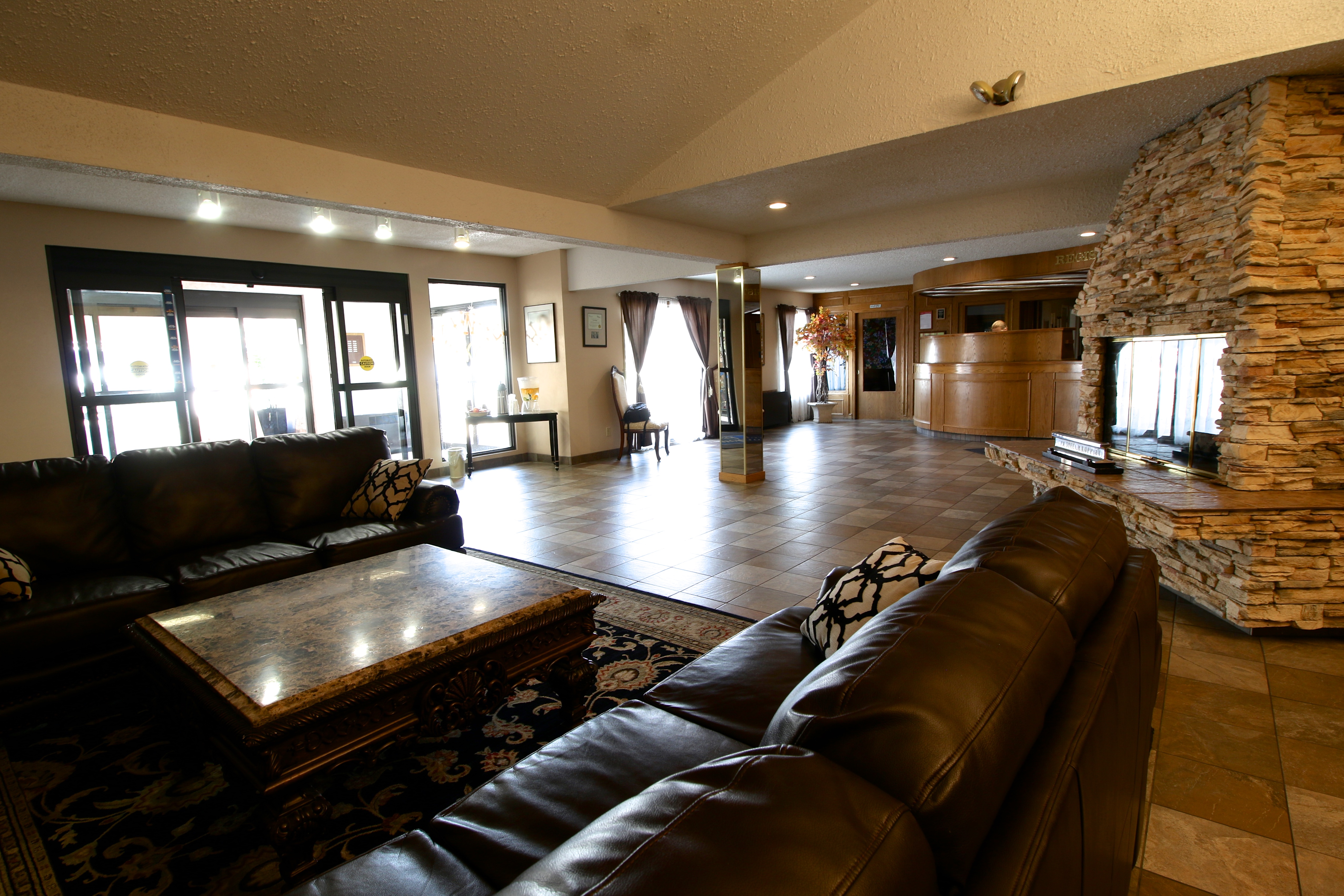 Hotel in Medicine Hat with Pool Medicine Hat Suites